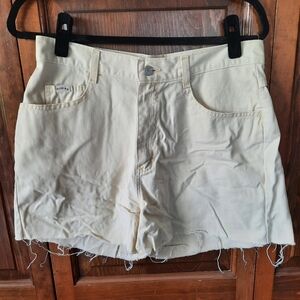 Vintage Y2K Riders high-rise pale butter yellow denim high rise cut off …